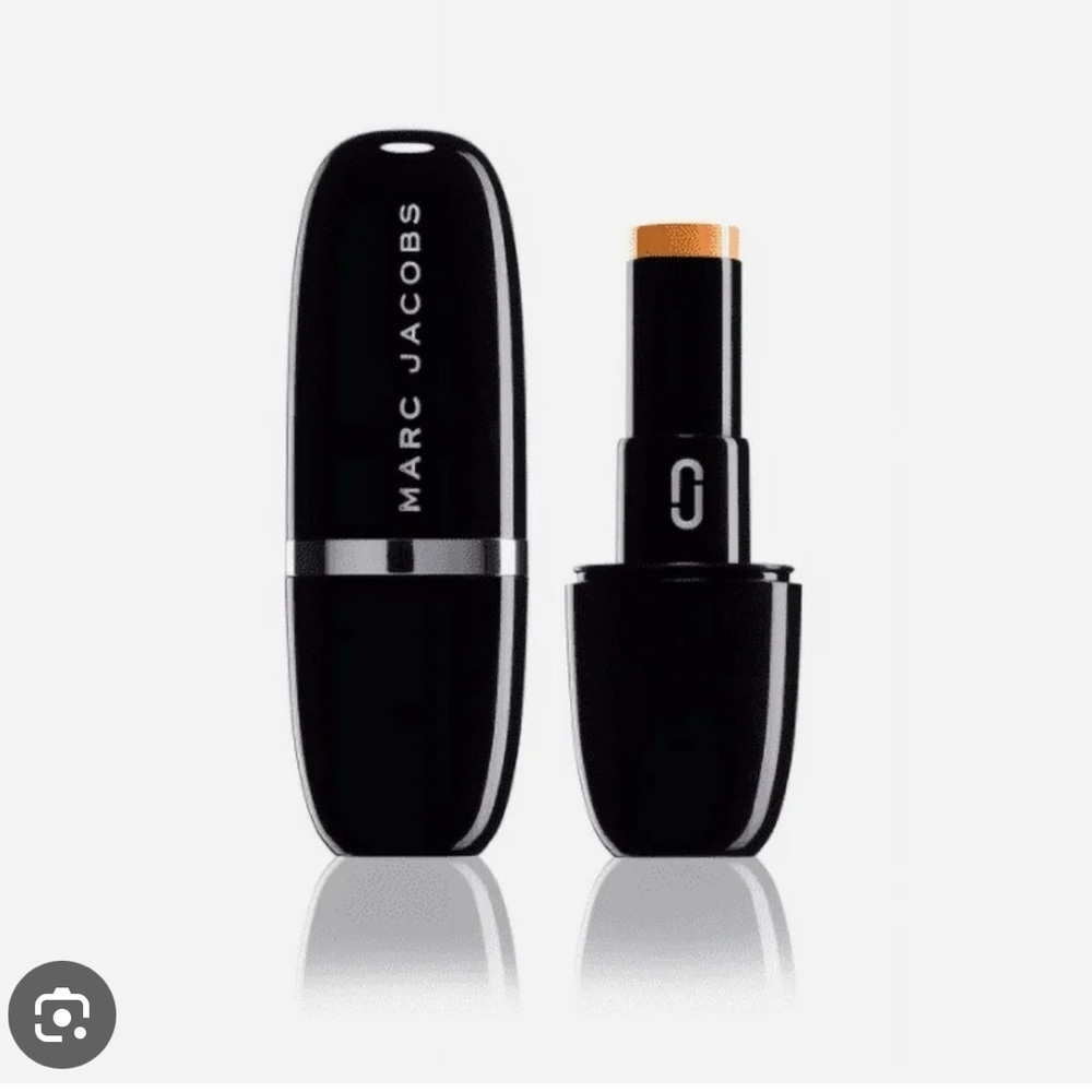 Marc Jacobs Accomplice Concealer & Touch Up Stick - Tan 49 NIB